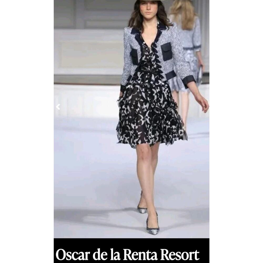 Oscar de La Renta Resort Runaway Women's Dress V Neck With Ruffle Size 10? EUC